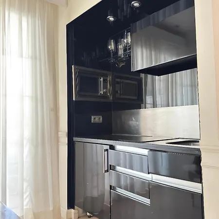 In Gvadalpin 5 Stars Hotel, With Big Terrace * マルベーリャ