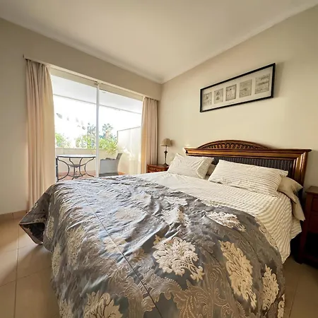 Apartment In Gvadalpin 5 Stars Hotel, With Big Terrace *