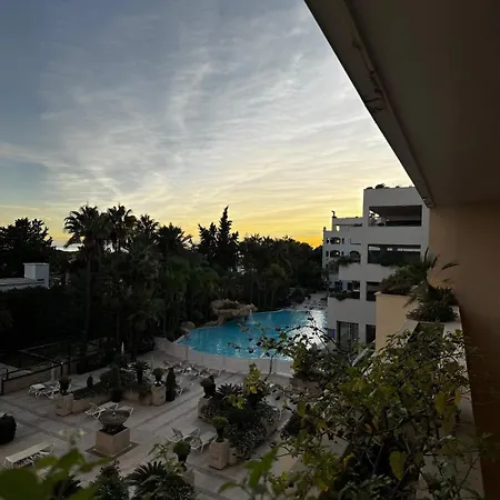 Apartment In Gvadalpin 5 Stars Hotel, With Big Terrace *