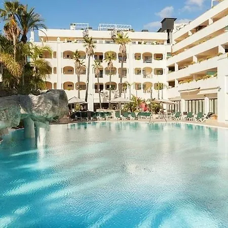In Gvadalpin 5 Stars Hotel, With Big Terrace מארבלה