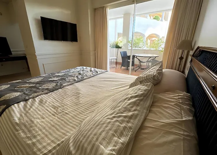 דירה In Gvadalpin 5 Stars Hotel, With Big Terrace מארבלה